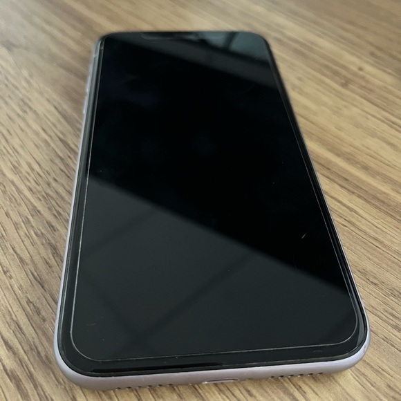 iPhone 11 - 128GB purple - Picture 2 of 5